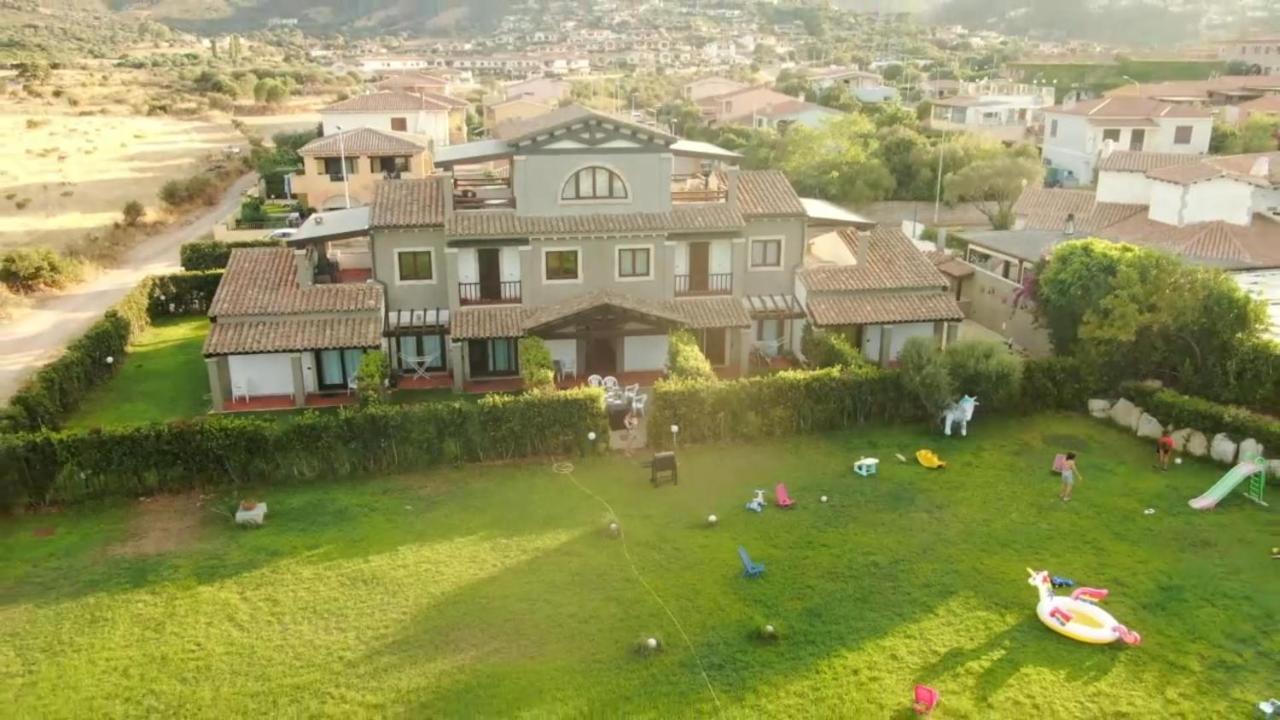 Villa Raffaello Porto San Paolo  Esterno foto